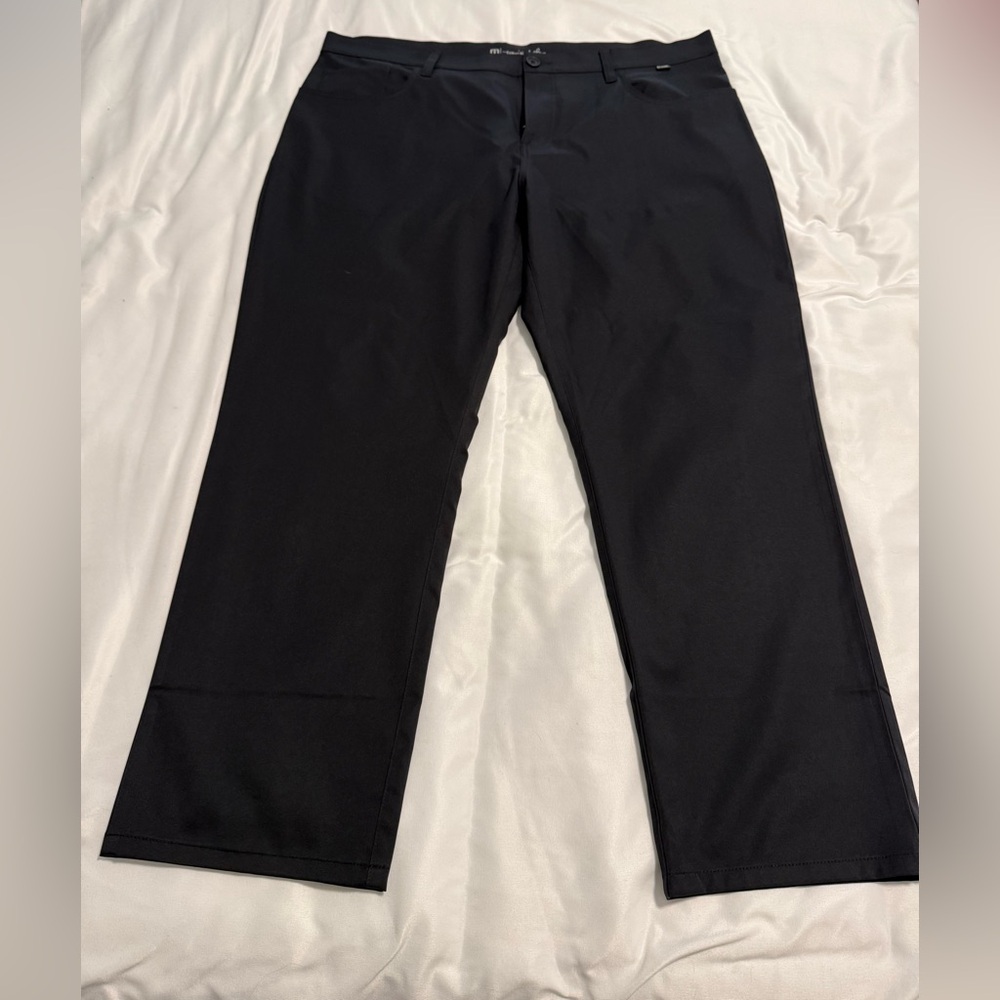 NWOT Men’s Travis Mathew Black Open to Close Golf Pants, Sz 40